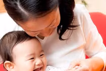 Mách mẹ cách sơ cứu bé bị dập ngón tay, ngón chân