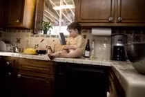 Tai nạn trẻ em - đừng suy nghĩ… chậm hơn trẻ