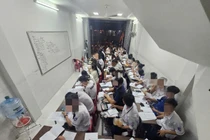 Đề xuất giáo viên trường công chỉ được dạy thêm ngoài giờ hành chính