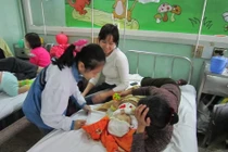 PH, HS tiểu học Nam Thành Công ủng hộ lớp học Hy vọng và các bệnh nhi
