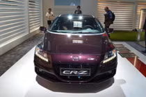 Ra mắt xe Honda CR-Z Hybrid mới sang trọng và nữ tính hơn