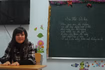 Lớp học Hy vọng chào đón cô giáo trẻ, sinh viên Thanh nhạc năm thứ 2