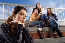 Bị tẩy chay và cho là “giả nai” vì quá… ngoan