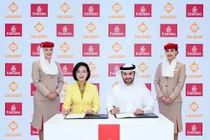 Emirates mở đường bay mới tới Đà Nẵng và ký hợp tác chiến lược với Sun Group