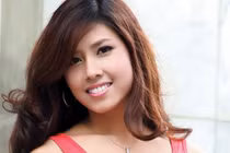 Hoa hậu Biển khỏa thân để 'xua đuổi thần chết', tại sao không?