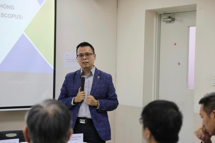 Tiến sĩ Phạm Hiệp - Viện trưởng Viện Nghiên cứu Giáo dục và Chuyển giao tri thức (Trường Đại học Thành Đô). Ảnh: VJU Tiến sĩ Phạm Hiệp - Viện trưởng Viện Nghiên cứu Giáo dục và Chuyển giao tri thức (Trường Đại học Thành Đô). Ảnh: VJU