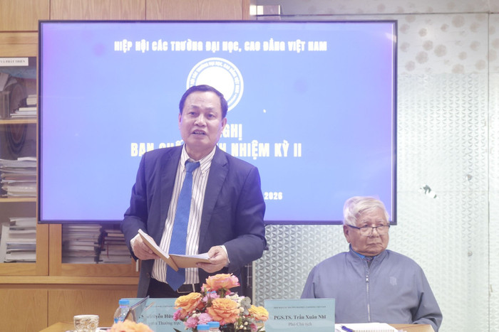 Phó Chủ tịch Thường trực Hiệp hội Nguyễn Hữu Đức chia sẻ tại Hội nghị.