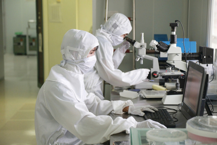 Đại học Quốc gia Hà Nội đặt mục tiêu trở thành “Đại học nghiên cứu và đổi mới sáng tạo trong nhóm các đại học hàng đầu thế giới” vào năm 2030. Ảnh: VNU vnu-lab-4.jpg