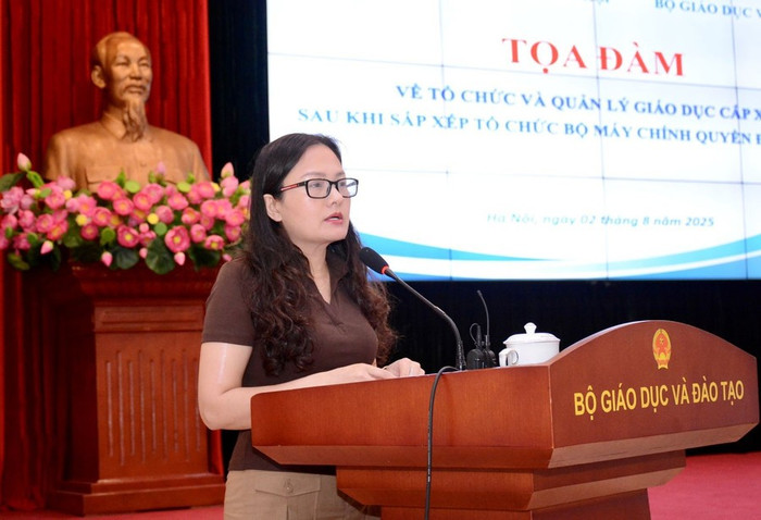 Vụ trưởng Vụ Pháp chế (Bộ Giáo dục và Đào tạo) Mai Thị Anh nhấn mạnh việc kiện toàn nhân sự cần bảo đảm nguyên tắc "đúng người - đúng việc - đúng năng lực". Ảnh: Nguyễn Mạnh Vụ trưởng Vụ Pháp chế (Bộ Giáo dục và Đào tạo) Mai Thị Anh nhấn mạnh việc kiện toàn nhân sự cần bảo đảm nguyên tắc "đúng người - đúng việc - đúng năng lực". Ảnh: Nguyễn Mạnh