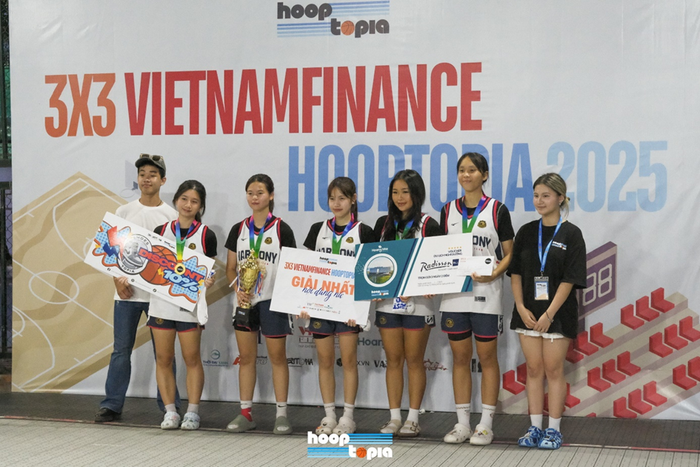 Vinschool The Harmony giành ngôi vô địch giải bóng rổ nữ 3x3 HoopTopia 2025 Vinschool The Harmony giành ngôi vô địch giải bóng rổ nữ 3x3 HoopTopia 2025