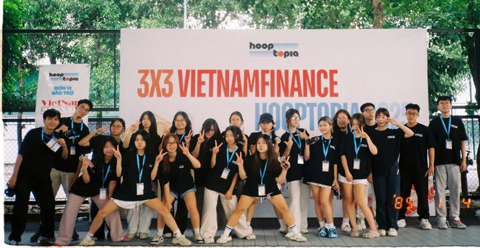 Ban tổ chức trẻ trung và sáng tạo của giải bóng rổ học đường 3x3 HoopTopia 2025 Ban tổ chức trẻ trung và sáng tạo của giải bóng rổ học đường 3x3 HoopTopia 2025