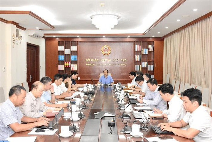Quang cảnh buổi làm việc Quang cảnh buổi làm việc