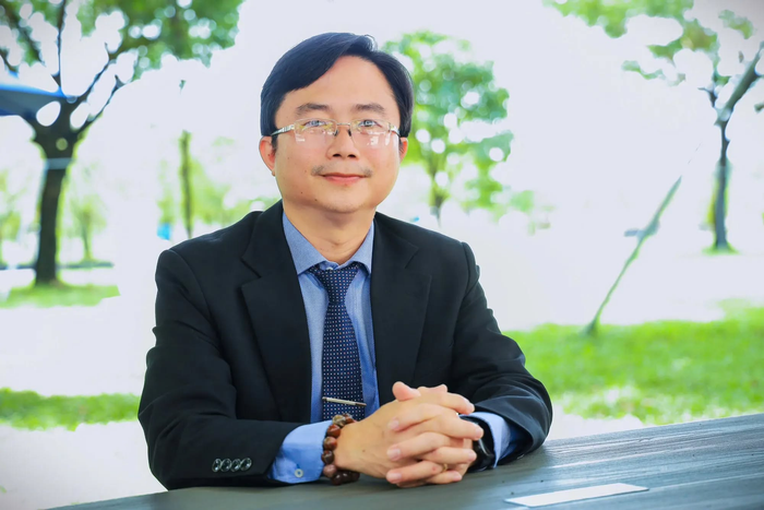 Phó Giáo sư, Tiến sĩ Đỗ Phú Trần Tình - Viện trưởng, Viện Phát triển chính sách Đại học Quốc gia Thành phố Hồ Chí Minh. Ảnh: NVCC