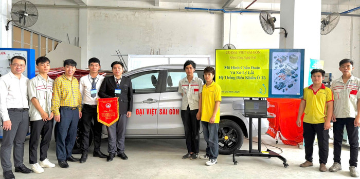 Thời lượng thực hành chiếm tới 70%, giúp sinh viên Trường Cao đẳng Đại Việt Sài Gòn làm quen công việc ngay từ khi còn trên ghế nhà trường.