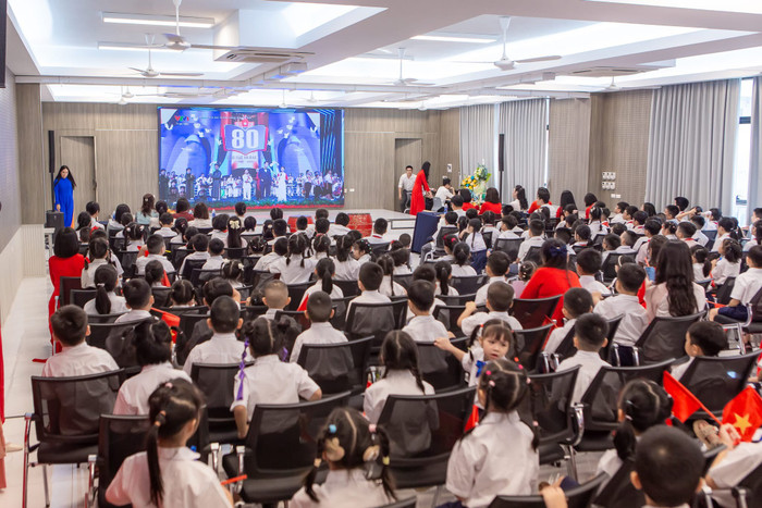 Ảnh minh hoạ: Trường Tiểu học & Trung học cơ sở May img-1758.jpg