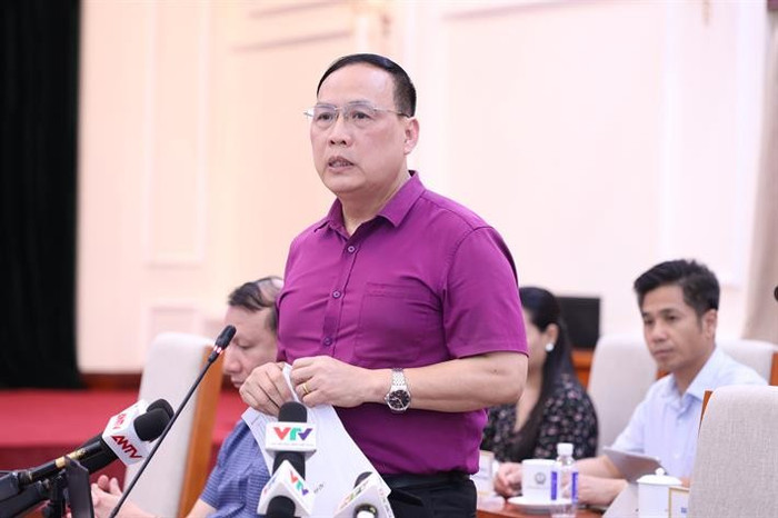 Giáo sư, Tiến sĩ Nguyễn Đình Đức - nguyên Chủ tịch Hội đồng trường Trường Đại học Công nghệ (Đại học Quốc gia Hà Nội) chia sẻ tại hội nghị. Ảnh: Trần Hiệp Giáo sư, Tiến sĩ Nguyễn Đình Đức - nguyên Chủ tịch Hội đồng trường Trường Đại học Công nghệ (Đại học Quốc gia Hà Nội) chia sẻ tại hội nghị. Ảnh: Trần Hiệp