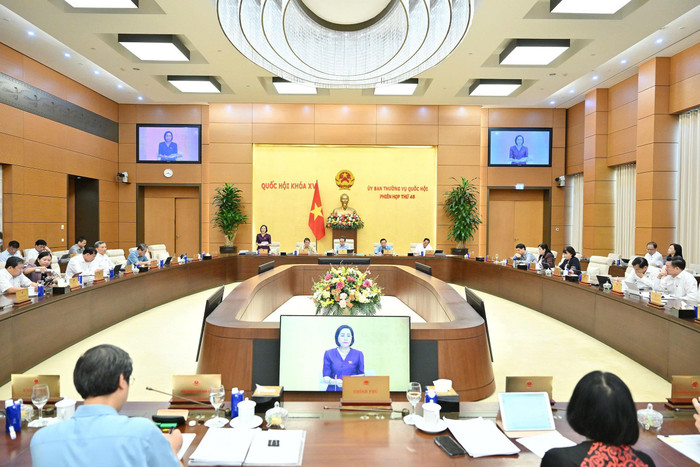 Toàn cảnh phiên họp. Ảnh: quochoi.vn Toàn cảnh phiên họp. Ảnh: quochoi.vn