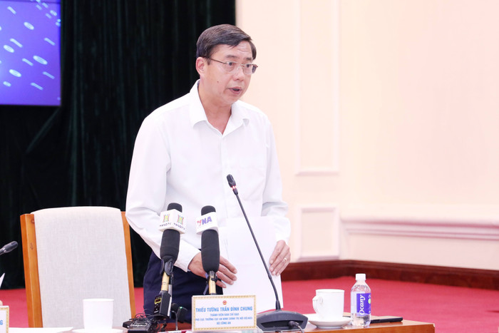 Thiếu tướng Trần Đình Chung, Phó Cục trưởng Cục An ninh chính trị nội bộ (Bộ Công an) khẳng định các vi phạm là những sự việc có tính chất, quy mô nhỏ, không ảnh hưởng đến độ an toàn, nghiêm túc của kỳ thi. Ảnh: Trần Hiệp img-7725.jpg