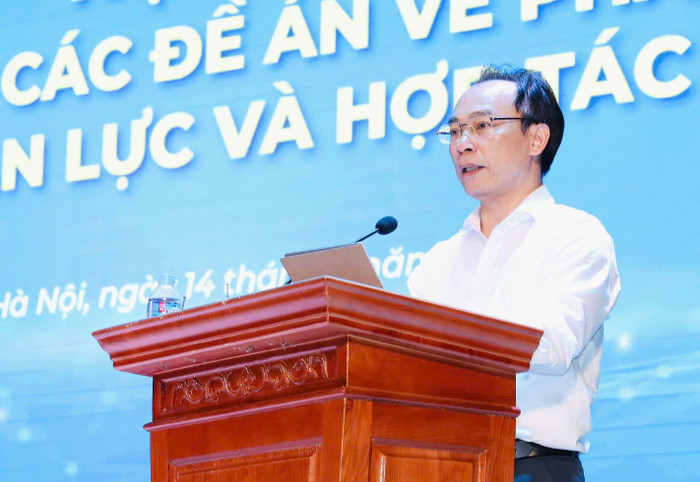 Thứ trưởng Bộ Giáo dục và Đào tạo Hoàng Minh Sơn phát biểu kết luận hội nghị. Ảnh: Trần Hiệp Thứ trưởng Bộ Giáo dục và Đào tạo Hoàng Minh Sơn phát biểu kết luận hội nghị. Ảnh: Trần Hiệp
