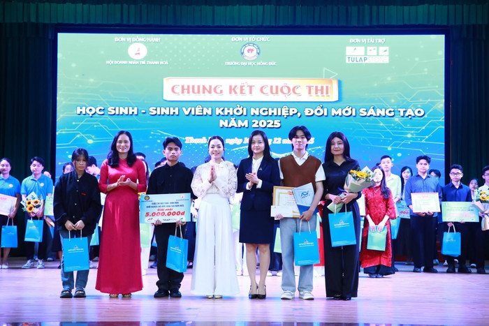 Trường Đại học Hồng Đức tổ chức cuộc thi "Học sinh - Sinh viên khởi nghiệp" năm 2025, góp phần lan tỏa tinh thần đối mới sáng tạo trong sinh viên. Ảnh: HDU