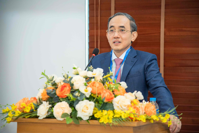 Phó Giáo sư, Tiến sĩ Hồ Xuân Năng - Chủ tịch Hội đồng Quản trị Tập đoàn Phenikaa, Chủ tịch Hội đồng kiêm Tổng Giám đốc Đại học Phenikaa dsc4789-1-compressed.jpg