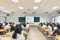 Nghị quyết 71: Mở rộng học bổng, hỗ trợ đối với người đi học tập, nghiên cứu ở nước ngoài