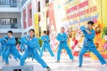 Muốn huy động nghệ sĩ, vận động viên dạy hè cho HS thì cần có cơ chế hỗ trợ