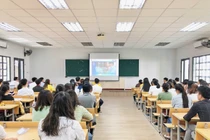 Du học bằng ngân sách nhà nước: Cần quy định rõ trách nhiệm bồi hoàn của gia đình