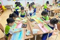 Trường công vận hành theo cách "đứng trên vai người khổng lồ", không công bằng với trường tư