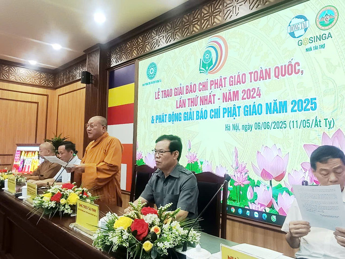 Hòa thượng Thích Gia Quang, Phó Chủ tịch Hội đồng trị sự, Trưởng ban Thông tin Truyền thông Trung ương, Giáo hội Phật giáo Việt Nam phát biểu tại sự kiện. Hòa thượng Thích Gia Quang, Phó Chủ tịch Hội đồng trị sự, Trưởng ban Thông tin Truyền thông Trung ương, Giáo hội Phật giáo Việt Nam phát biểu tại sự kiện.