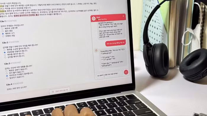 Trợ lý ảo Honi đóng vai trò như gia sư 1 kèm 1 online 24/24