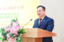 Hiệu trưởng Đại học Ngân hàng TP.HCM là ứng viên giáo sư sau 9 năm được công nhận PGS