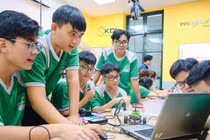 Giáo dục STEM ở THPT khơi gợi tình yêu khoa học thông qua thực học, thực làm