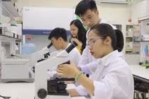 Trường ĐH Giáo dục triển khai đào tạo ngành Sư phạm Sinh học bằng tiếng Anh, nhiều ưu thế cho SV