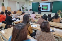 Lớp 8 GV nói có thể "cố" dạy tích hợp 3 môn, nhưng lớp 9 thì rất khó