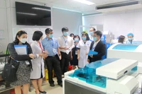 Kỹ thuật xét nghiệm y học đạt chuẩn AUN-QA, sinh viên ĐH Y Dược Huế được lợi gì?