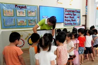 Giáo viên mầm non nghỉ việc vì lương không đủ sống