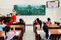 Đi học 1 buổi lớp có F0 lại nghỉ, học sinh, phụ huynh thêm lo lắng