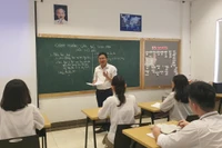 Hướng dẫn làm đề thi tham khảo môn Văn, lưu ý để tránh "đầu voi đuôi chuột"