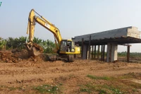 Giám sát chặt chẽ chất lượng thi công cao tốc Trung Lương - Mỹ Thuận