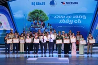 Tôn vinh 60 nhà giáo tiêu biểu trong chương trình “Chia sẻ cùng thầy cô” 2024