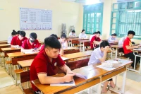 Biết đỗ ĐH nhờ xét tuyển sớm, có học sinh trượt tốt nghiệp vì chểnh mảng ôn tập