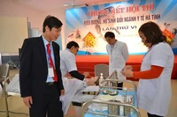 Thầy thuốc ưu tú Nguyễn Việt Thắng: Nghề điều dưỡng cần hội tụ "tay - tâm - trí"