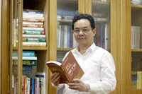 Đào tạo tiến sĩ ở trong nước hay nước ngoài cần được hỗ trợ cùng mức kinh phí