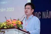 Vụ trưởng GDTH: Bỏ 1 số quy định không có nghĩa 'bật đèn xanh' dạy thêm ở trường