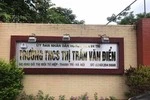 Phụ huynh trường Văn Điển tố hiệu trưởng và ban phụ huynh mập mờ chi tiêu
