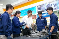 CSGDĐH đào tạo đa lĩnh vực nên một bộ chuyên ngành quản lý không còn phù hợp