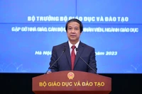 Bộ trưởng Nguyễn Kim Sơn và 4 chữ “kiên” gửi các nhà giáo 