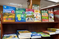 Hàng nghìn bản sách giáo khoa giả sản phẩm của NXBGDVN trôi nổi trên thị trường