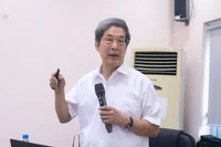 Giáo dục địa phương nên gọi là "tài liệu" hay "môn học"?